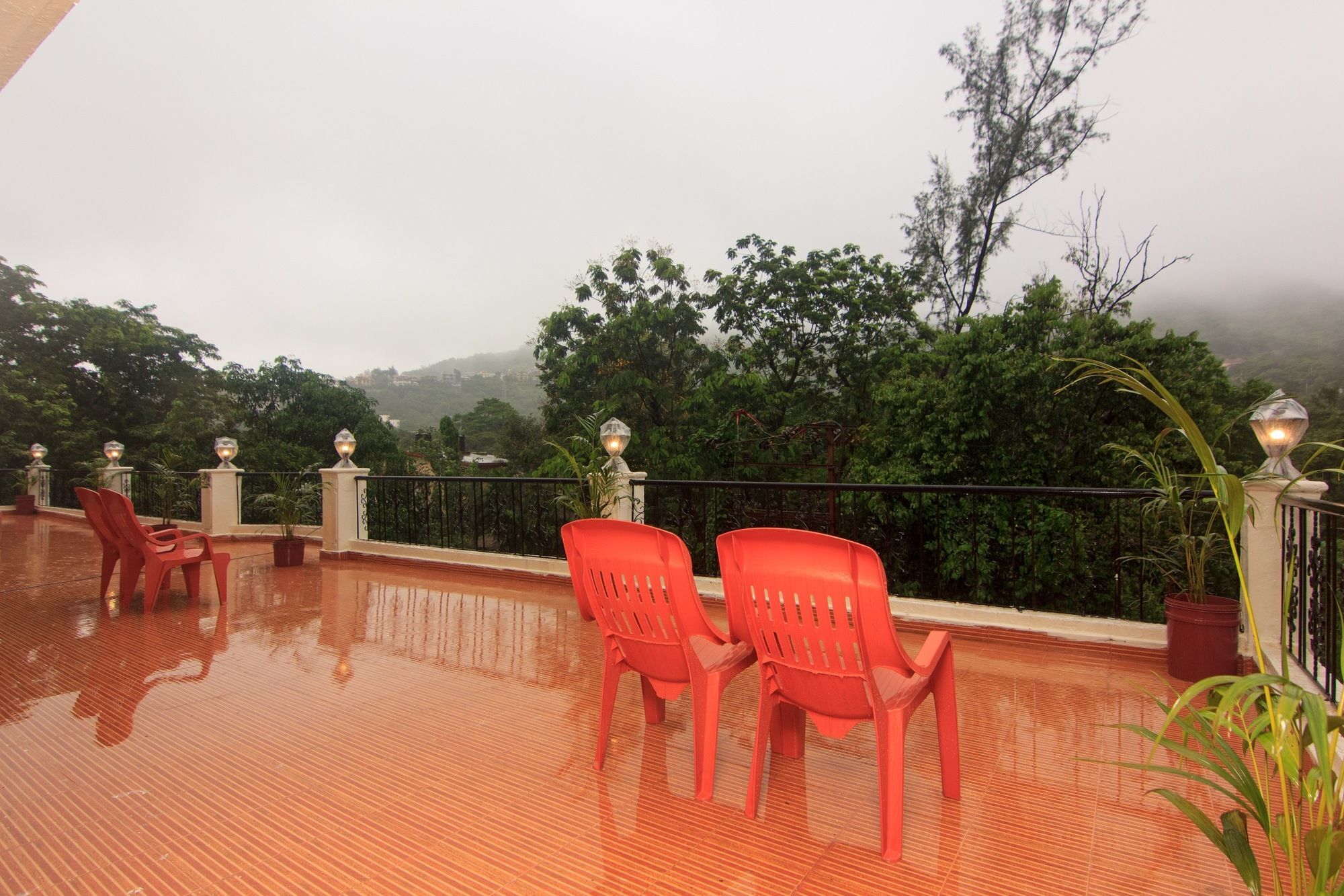 Oyo 9806 Hotel Arvi Lonavala Exterior foto